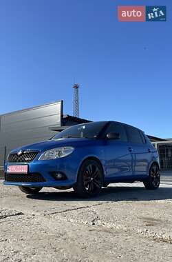 Хэтчбек Skoda Fabia 2011 в Львове