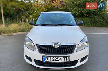 Хэтчбек Skoda Fabia 2011 в Доброполье