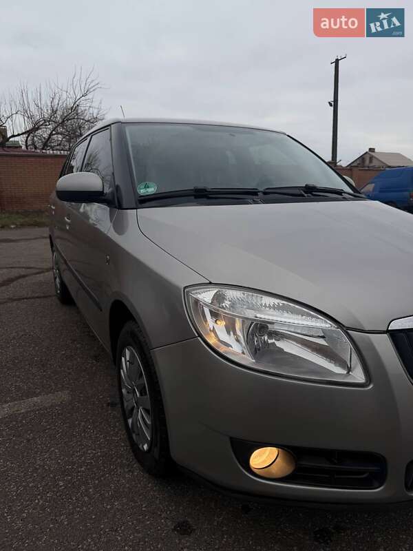 Универсал Skoda Fabia 2008 в Кривом Роге фото 4 Универсал Skoda Fabia 2008 в Кривом Роге