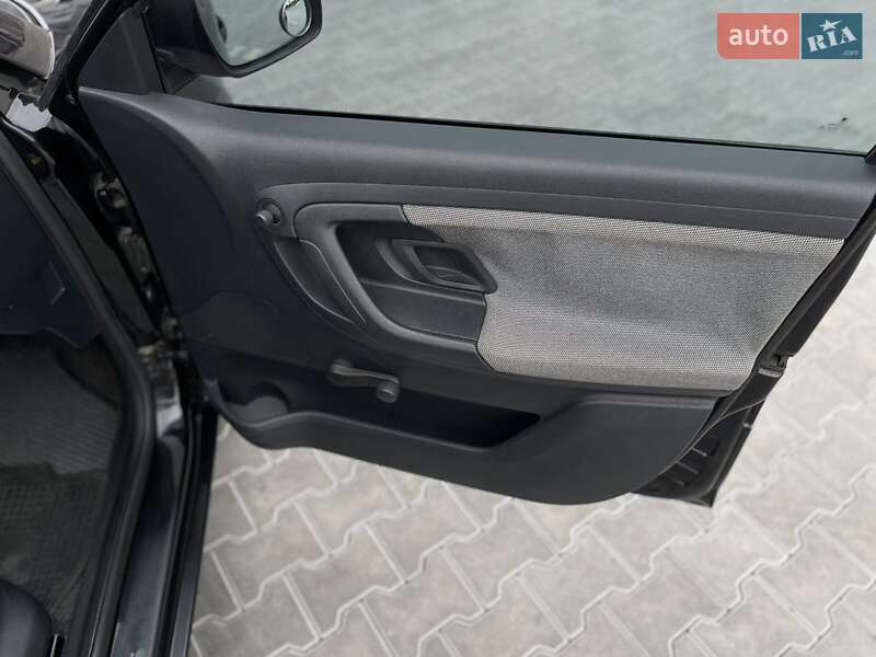 Хэтчбек Skoda Fabia 2009 в Владимире