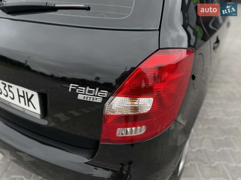 Хэтчбек Skoda Fabia 2009 в Владимире