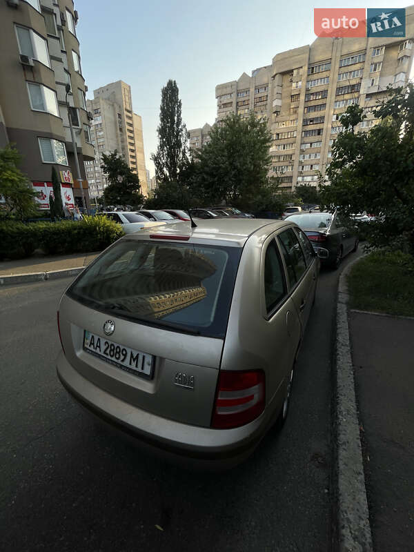 Универсал Skoda Fabia 2005 в Киеве