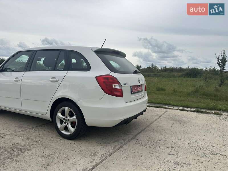 Універсал Skoda Fabia 2012 в Сарнах