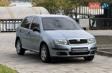 Хетчбек Skoda Fabia 2005 в Дніпрі