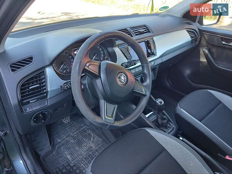 Универсал Skoda Fabia 2015 в Староконстантинове