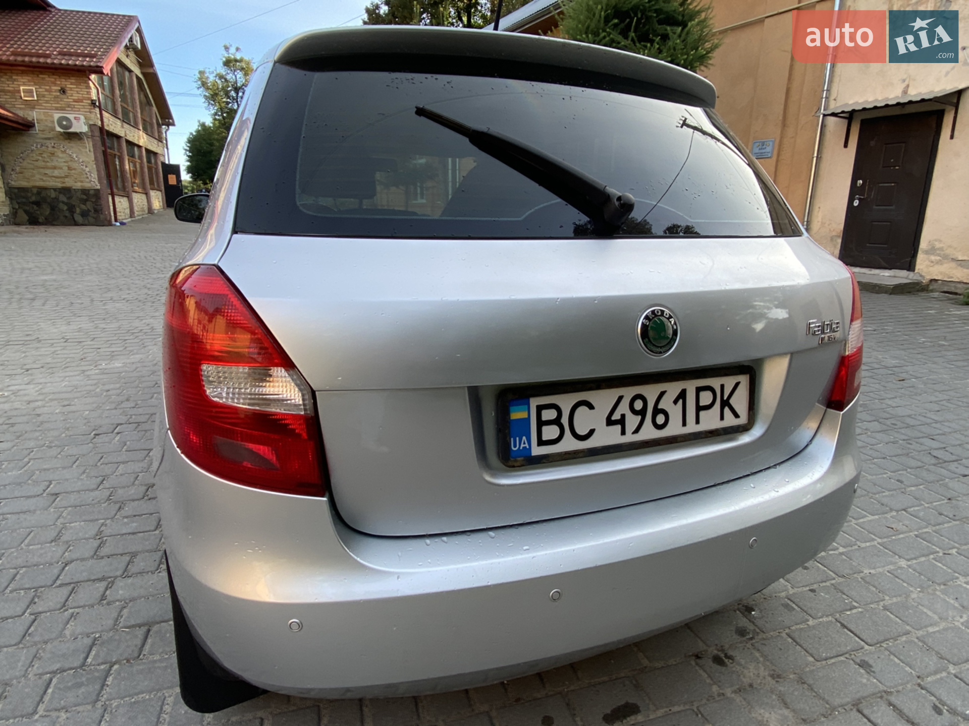 2010 Skoda Fabia - мініатюра 3