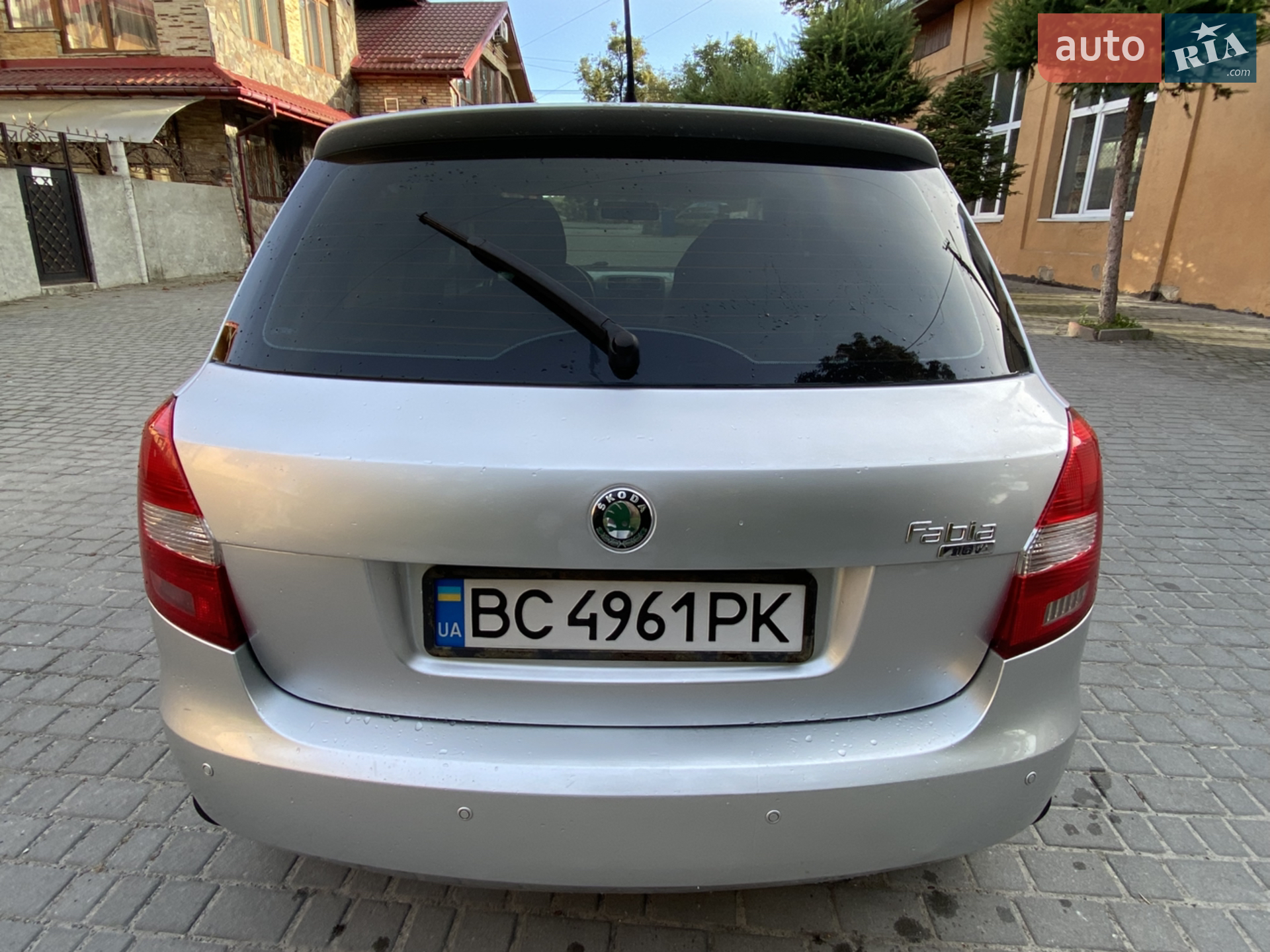 2010 Skoda Fabia - мініатюра 4