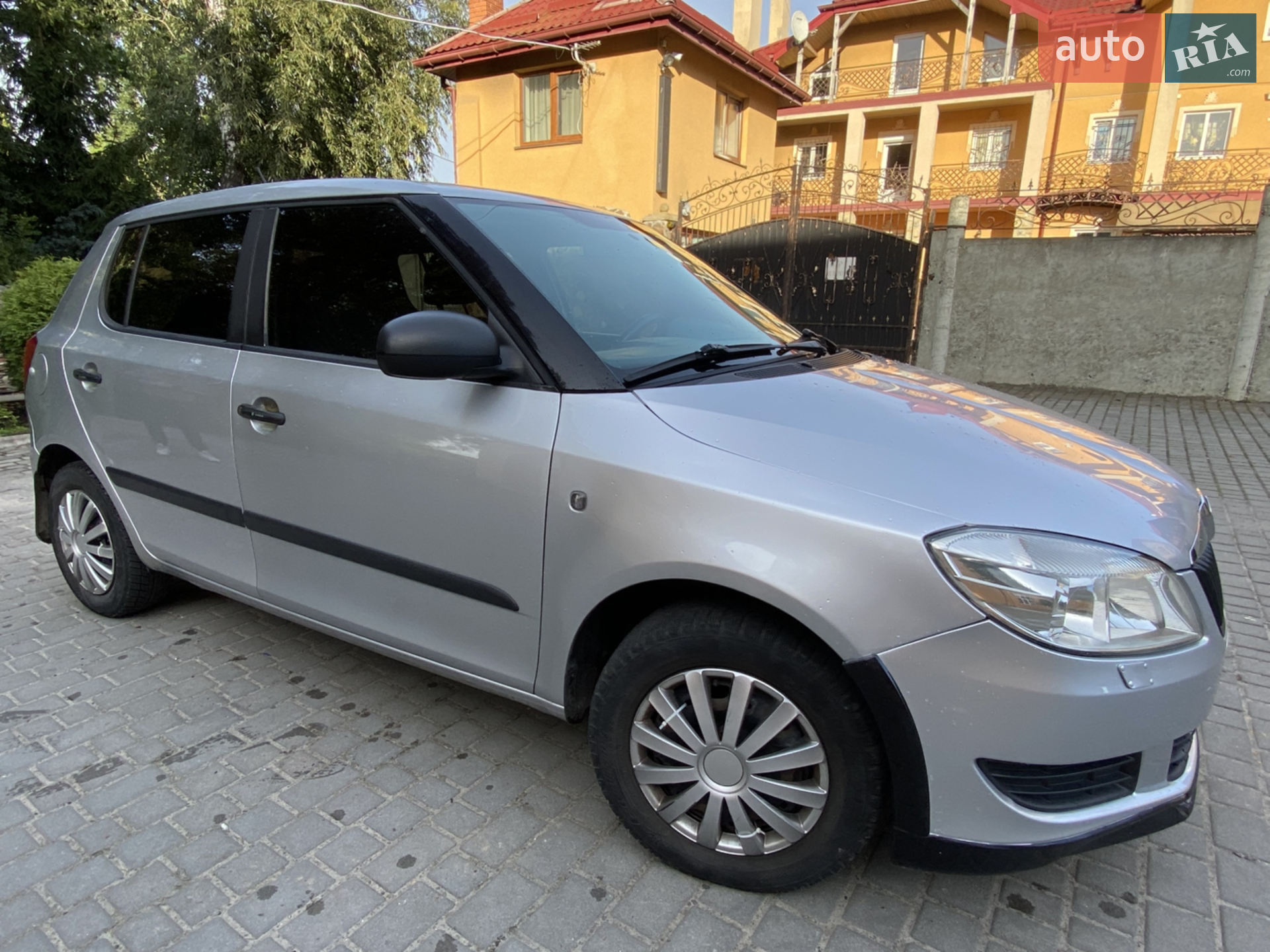 2010 Skoda Fabia - мініатюра 8