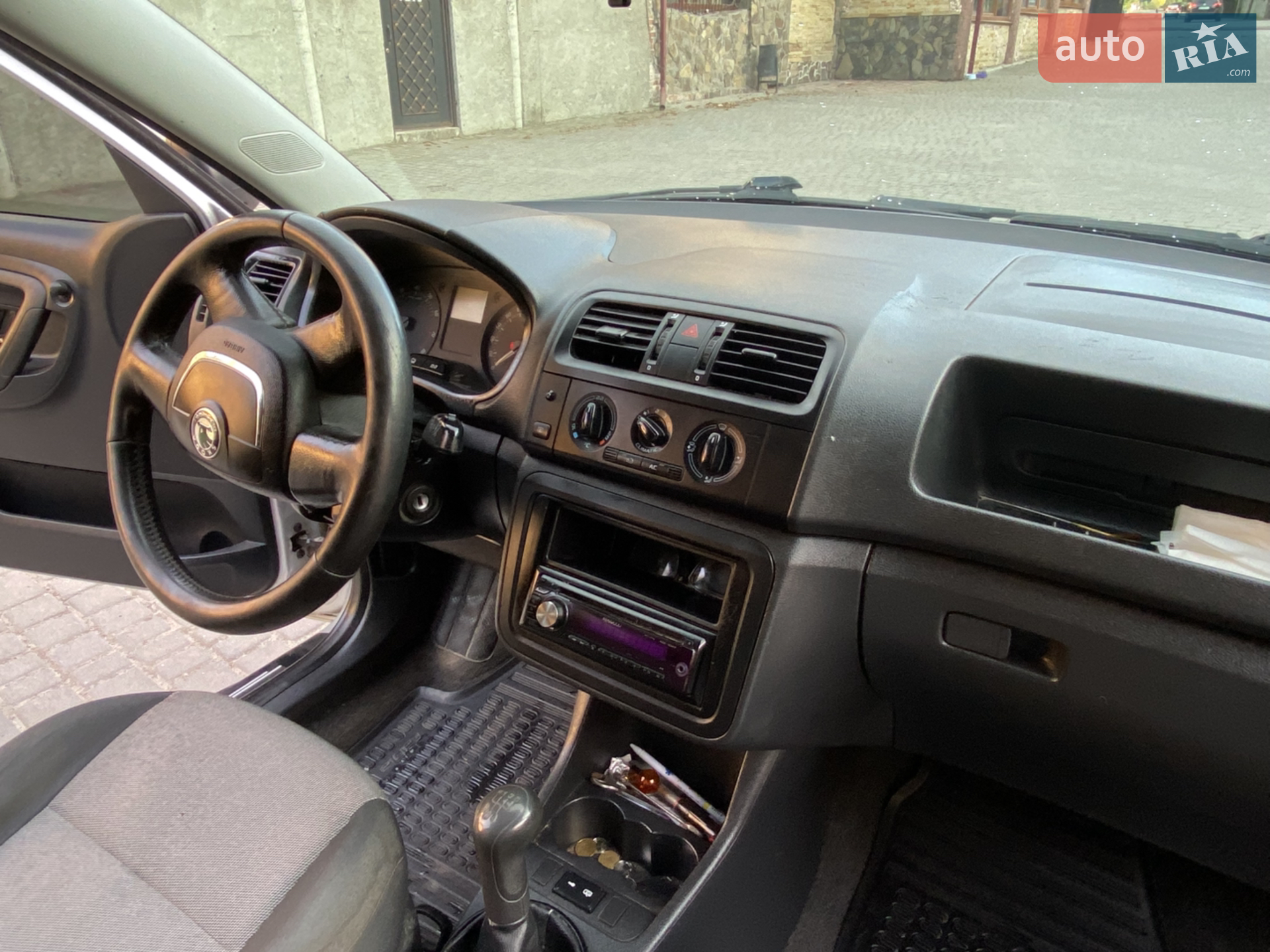 2010 Skoda Fabia - мініатюра 22