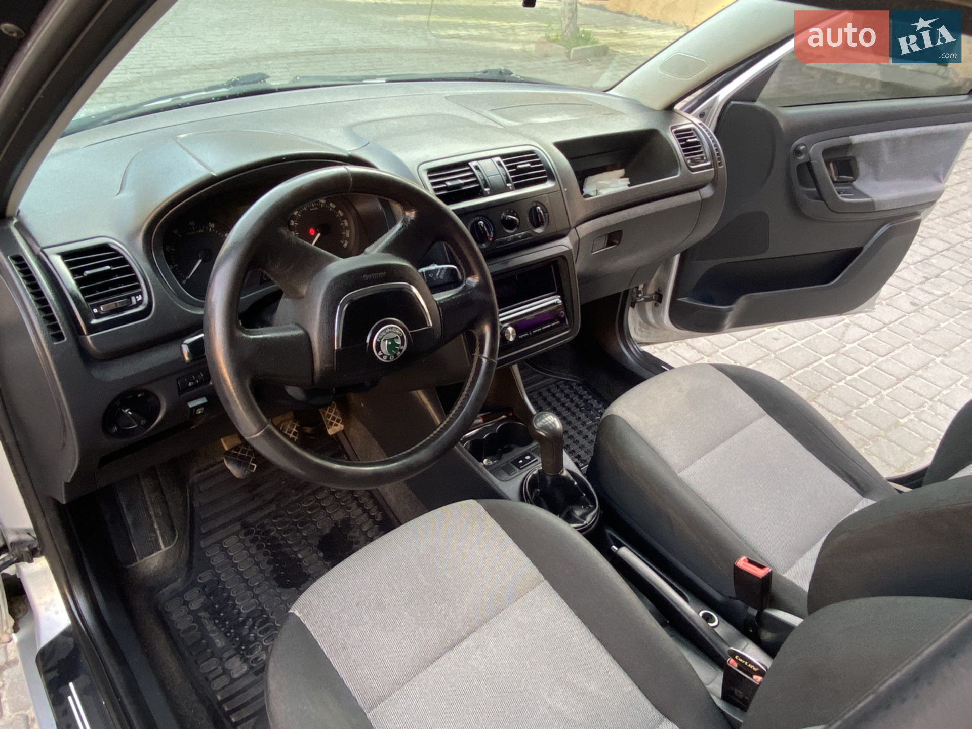 2010 Skoda Fabia - мініатюра 24