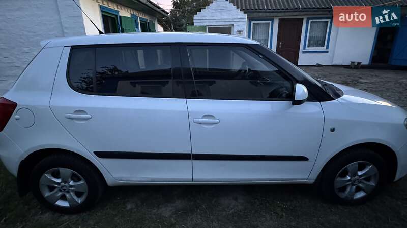 Хетчбек Skoda Fabia 2008 в Києві