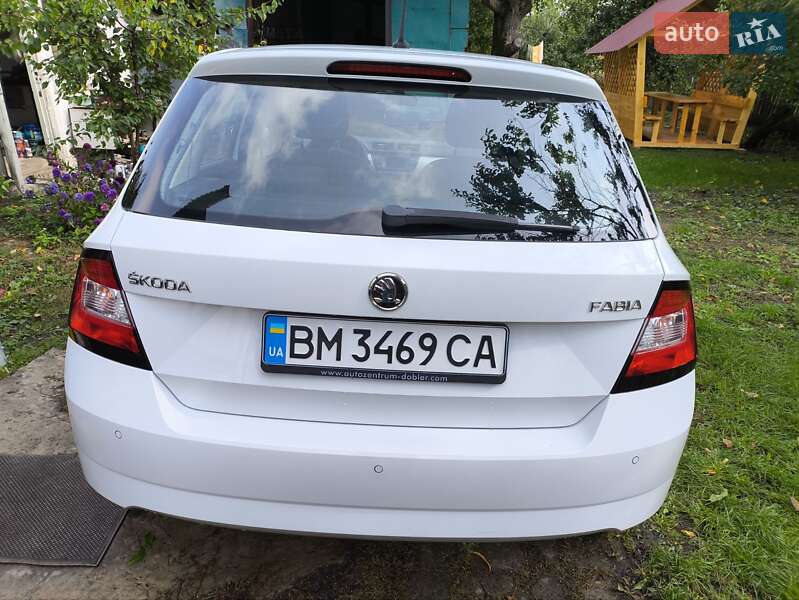 Хэтчбек Skoda Fabia 2016 в Конотопе