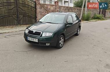 Седан Skoda Fabia 2002 в 