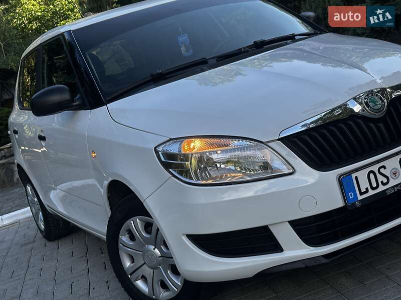 Хэтчбек Skoda Fabia 2011 в Дрогобыче