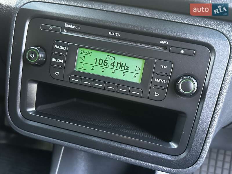 Хэтчбек Skoda Fabia 2011 в Дрогобыче