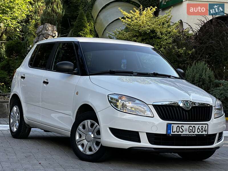 Хэтчбек Skoda Fabia 2011 в Дрогобыче