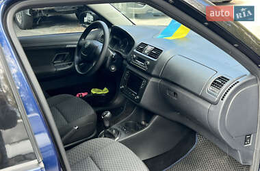 Хэтчбек Skoda Fabia 2010 в 