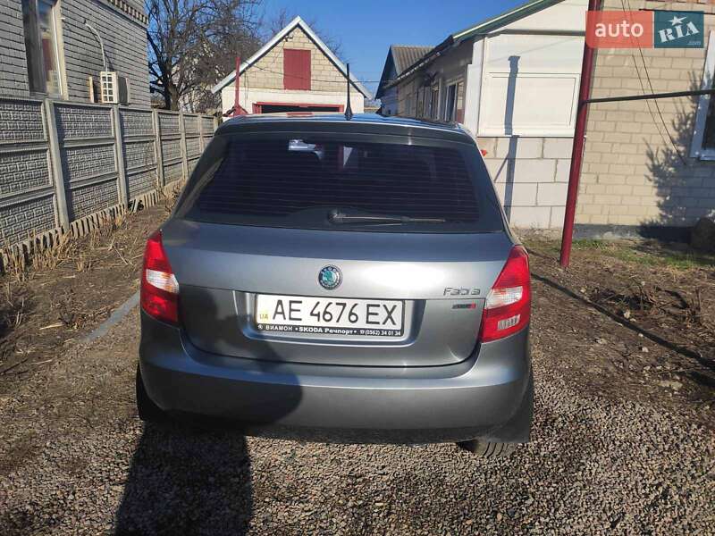 Універсал Skoda Fabia 2012 в Дніпрі