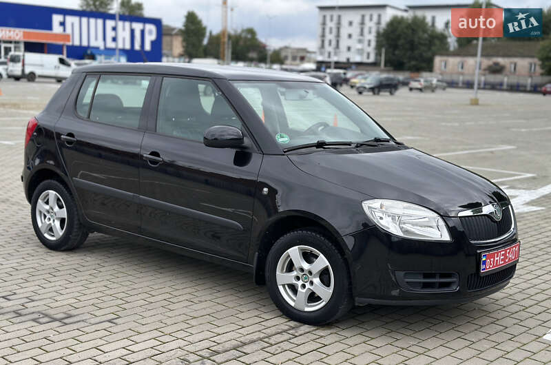 Хэтчбек Skoda Fabia 2008 в Тернополе