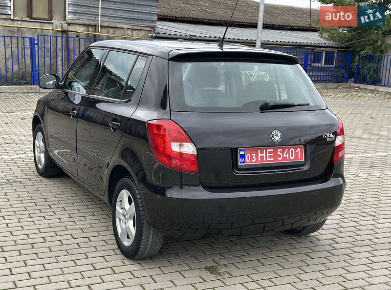 Хэтчбек Skoda Fabia 2008 в Тернополе