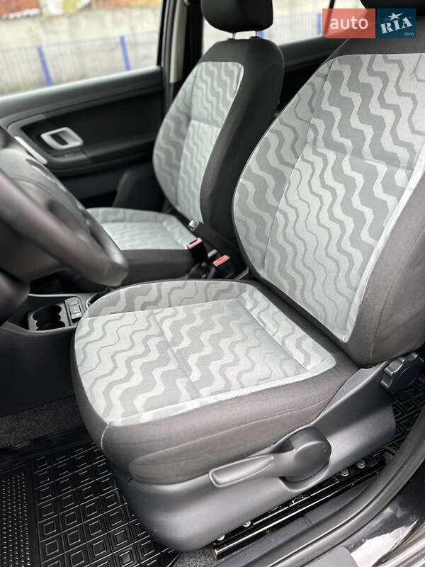 Хэтчбек Skoda Fabia 2008 в Тернополе