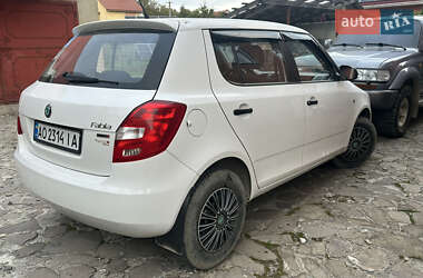 Хетчбек Skoda Fabia 2011 в Ужгороді