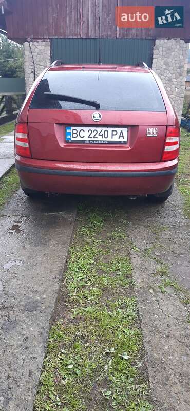 Универсал Skoda Fabia 2007 в Верхнем Синевидном