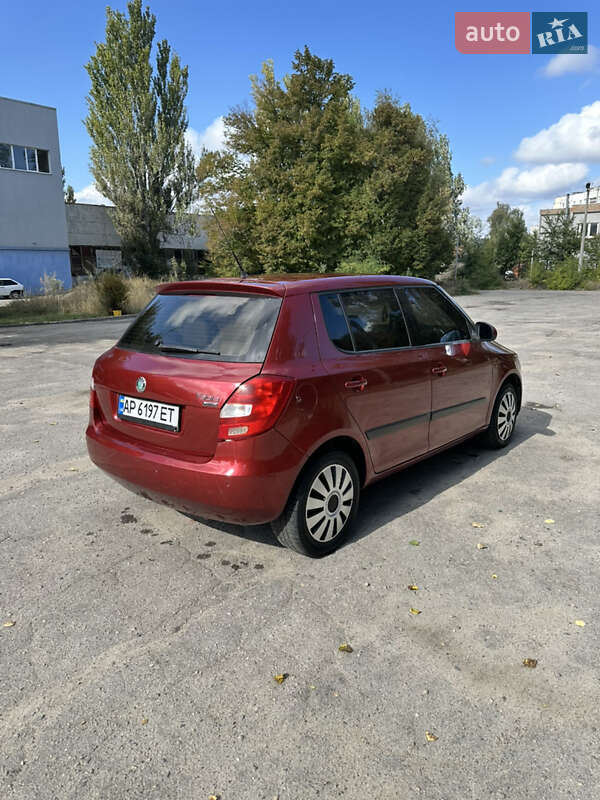 Хэтчбек Skoda Fabia 2007 в Запорожье