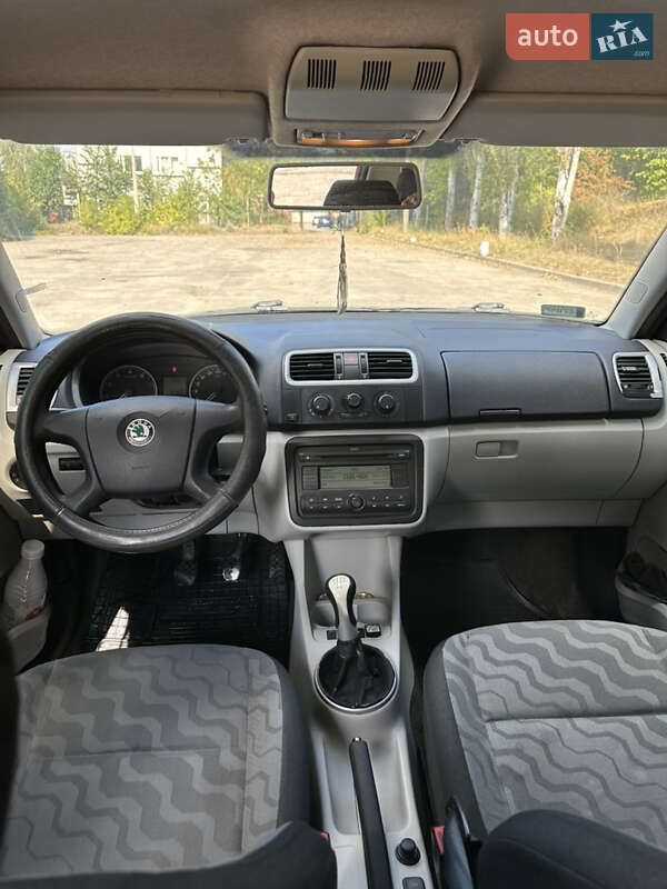 Хэтчбек Skoda Fabia 2007 в Запорожье