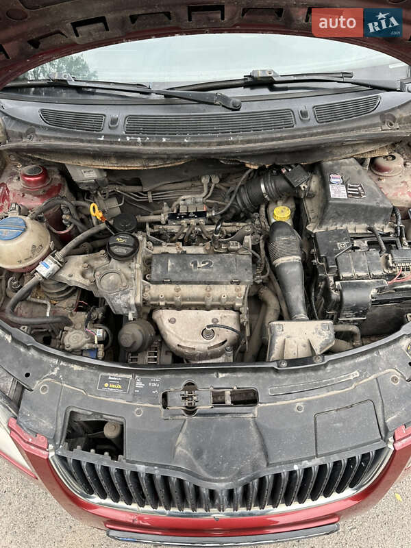 Хэтчбек Skoda Fabia 2007 в Запорожье