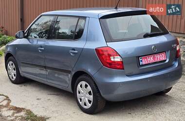 Хэтчбек Skoda Fabia 2008 в 