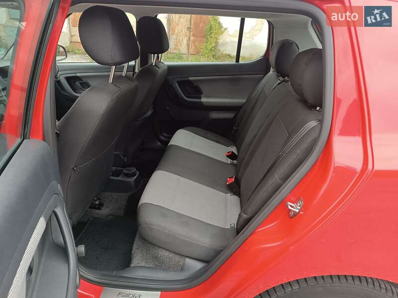 Хэтчбек Skoda Fabia 2009 в Шаргороде