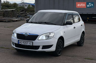 Хетчбек Skoda Fabia 2011 в  Хетчбек Skoda Fabia 2011 в