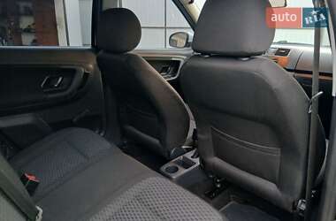 Хэтчбек Skoda Fabia 2011 в 
