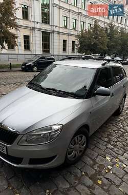 Універсал Skoda Fabia 2012 в Одесі