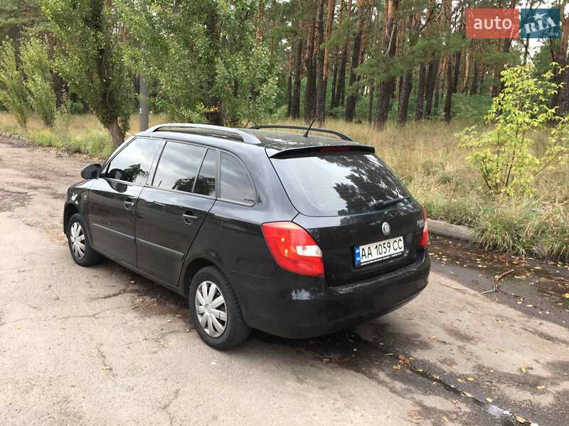 Универсал Skoda Fabia 2009 в Киеве