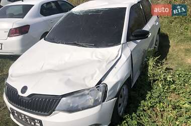 Хэтчбек Skoda Fabia 2015 в Белой Церкви
