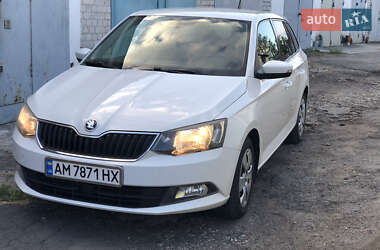 Універсал Skoda Fabia 2015 в Житомирі