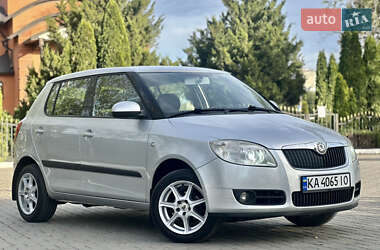 Хэтчбек Skoda Fabia 2007 в 