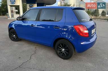 Хэтчбек Skoda Fabia 2008 в 