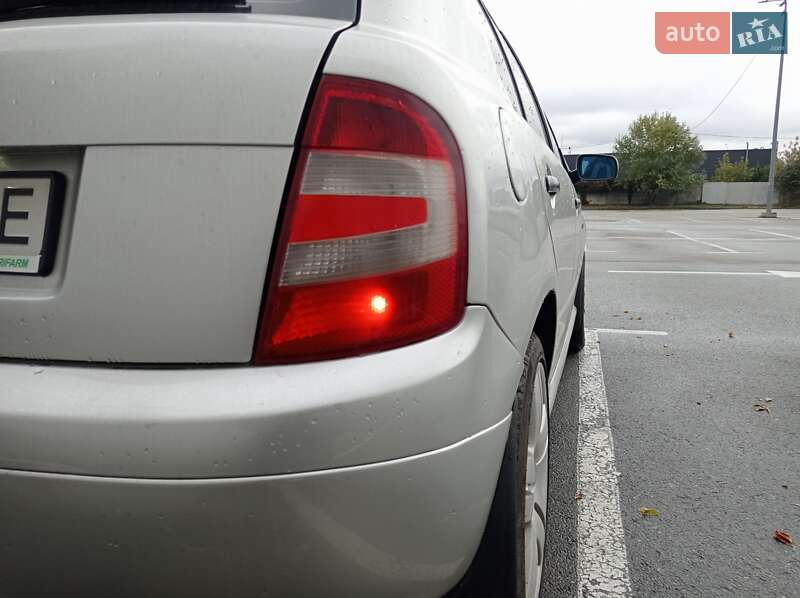 Хэтчбек Skoda Fabia 2005 в Киеве