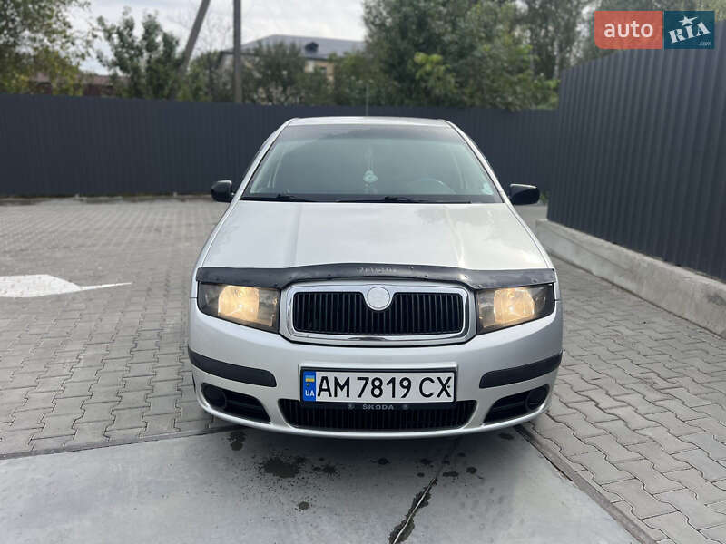 Хетчбек Skoda Fabia 2005 в Житомирі