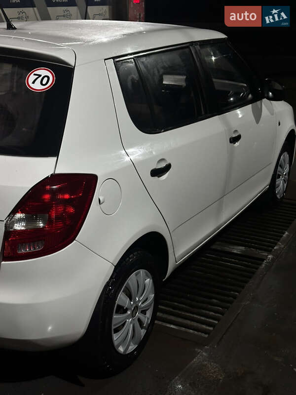 Хетчбек Skoda Fabia 2012 в Смілі фото 5 Хетчбек Skoda Fabia 2012 в Смілі