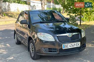 Хэтчбек Skoda Fabia 2008 в 