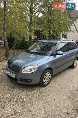 Універсал Skoda Fabia 2009 в Збаражі