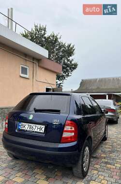 Хэтчбек Skoda Fabia 2003 в 