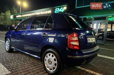 Хэтчбек Skoda Fabia 2003 в 