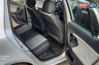 Хэтчбек Skoda Fabia 2011 в 