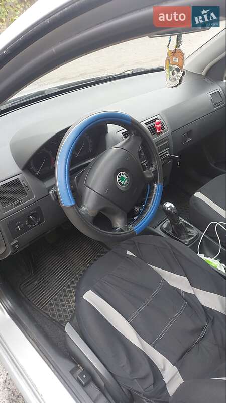 Седан Skoda Fabia 2004 в Києві фото 18 Седан Skoda Fabia 2004 в Києві