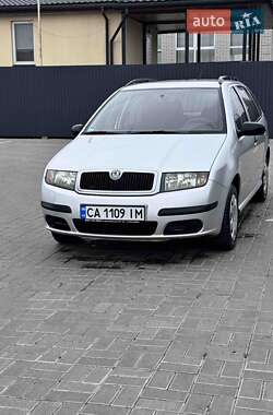 Універсал Skoda Fabia 2004 в Черкасах